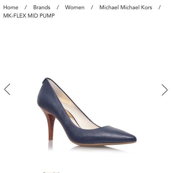 Elegant Navy Blue Pumps - Picture 2 of 8